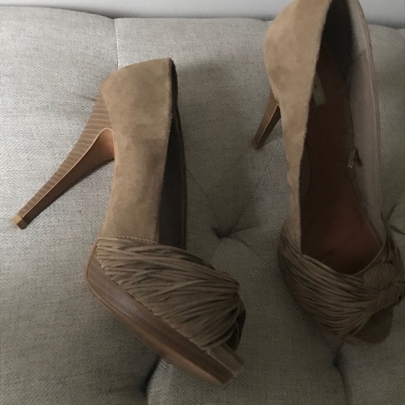Zara Neutral Taupe Beige Knot Peep Toe Heels Size 39 - Picture 5 of 8
